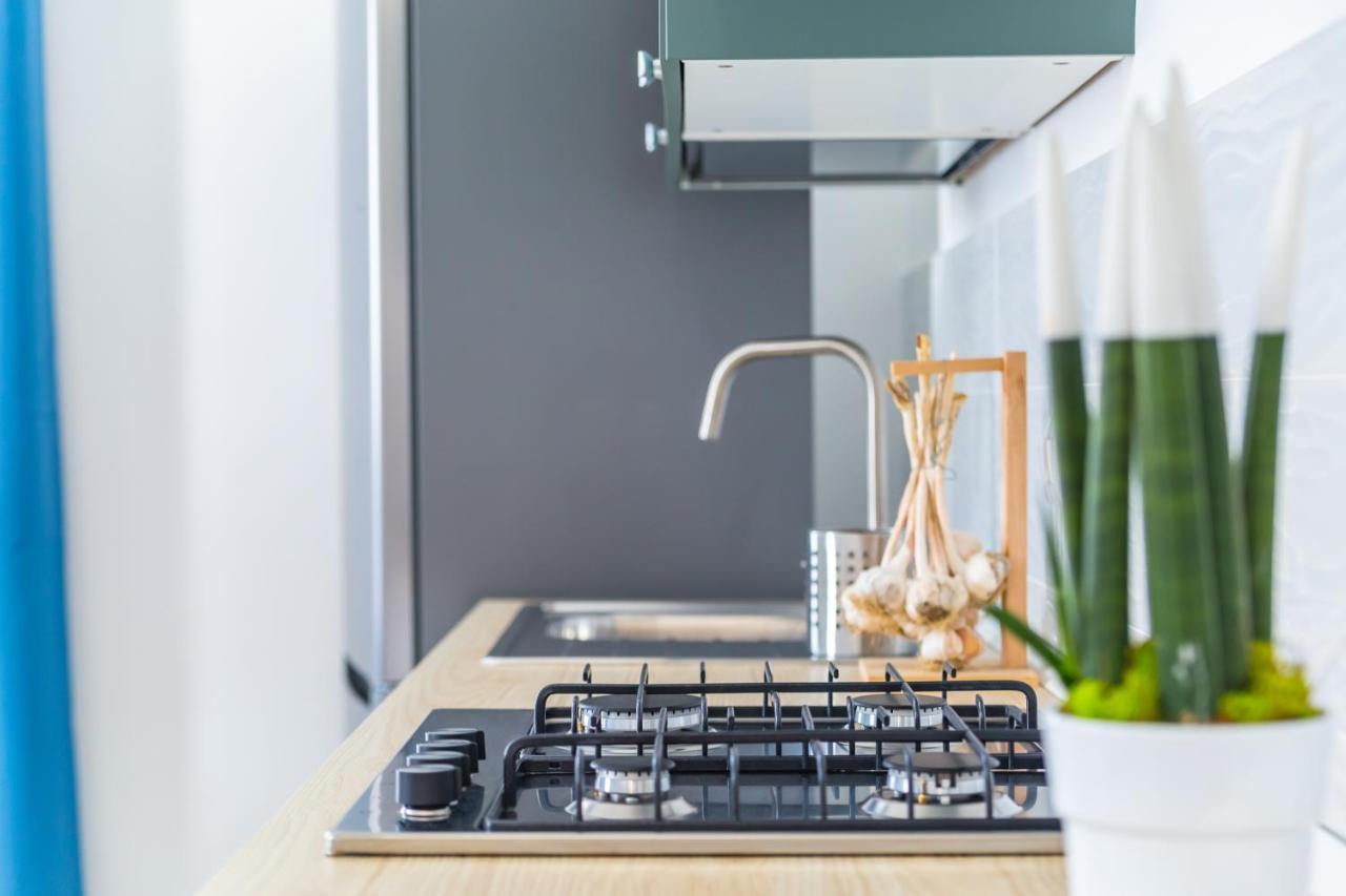 Naiva Apartment Наполи Екстериор снимка